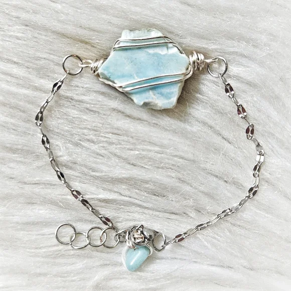 Handcrafted Gemstone Bracelet - Picture 3 of 6